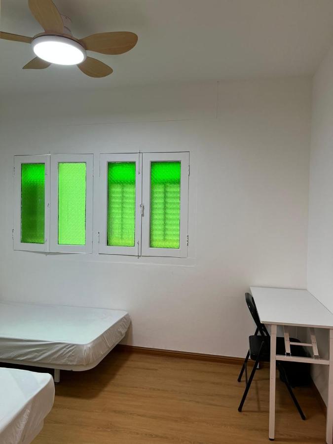 Duke Living Hostel Singapore Buitenkant foto