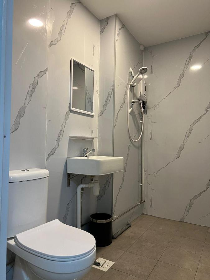 Duke Living Hostel Singapore Buitenkant foto
