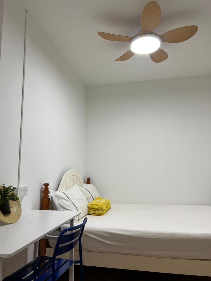 Duke Living Hostel Singapore Buitenkant foto