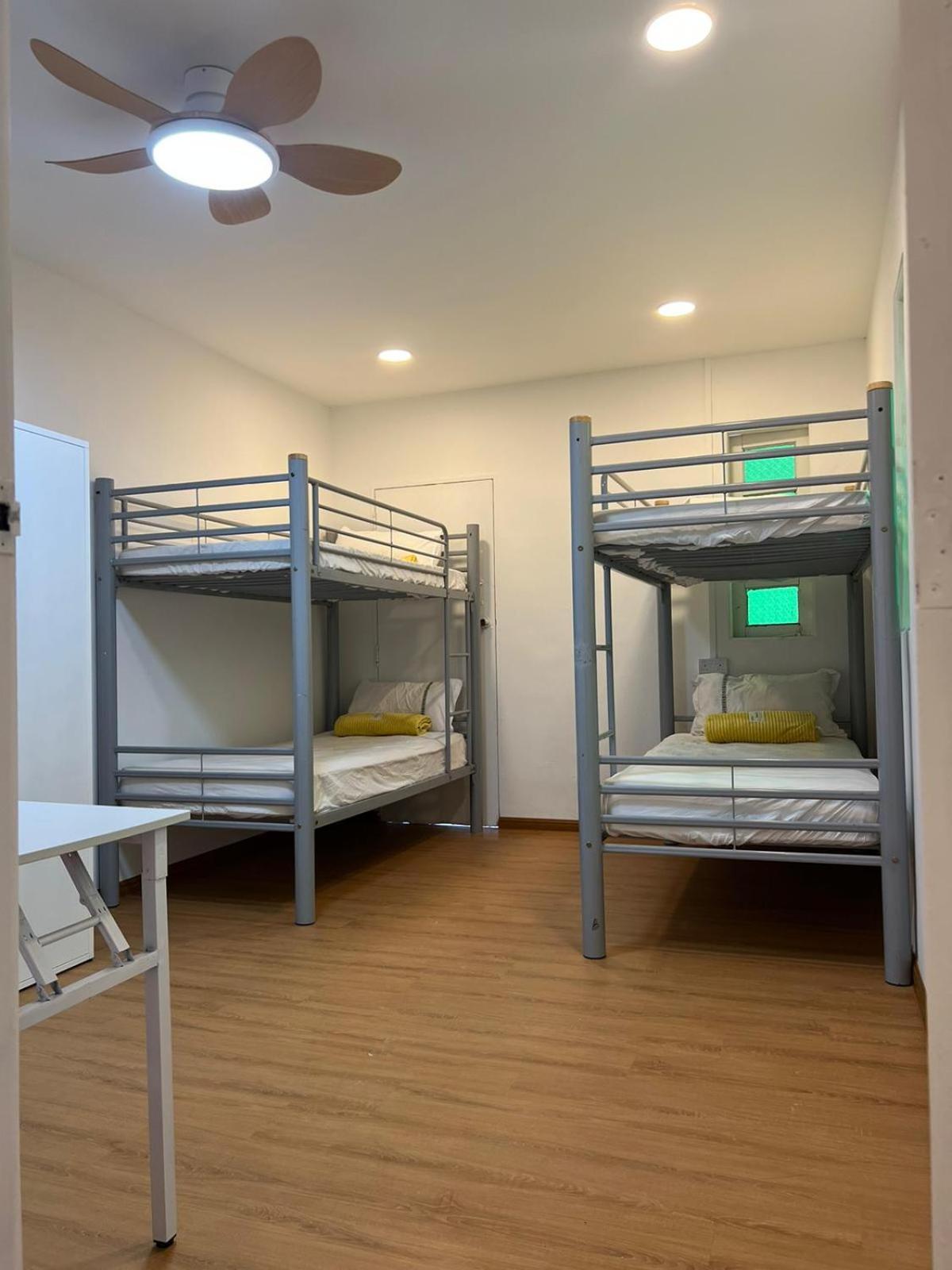 Duke Living Hostel Singapore Buitenkant foto