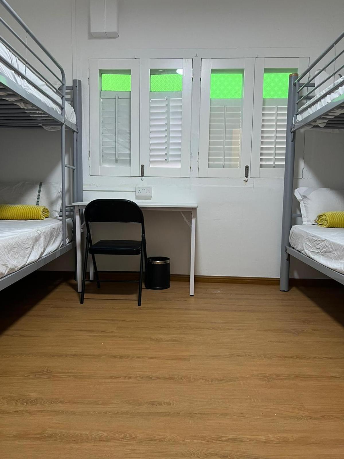 Duke Living Hostel Singapore Buitenkant foto